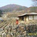 제천 백운면 방학리 백마저수지 아래 마을 대지195평 4000만(저의 귀농계획을 앞당기기위해 빠른시일 매수시만족할만큼 절충해드리겟습니다) 이미지