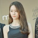 130116 골든 디스크 레드카펫 크리스탈 이미지