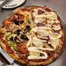 엉클피자(Uncle pizza) | 용산 맛집 미국 현지 분위기 엉클피자 Uncle Pizza 하프앤하프 후기