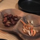 밀밭다방 | [대구] 삼덕동 레트로 감성이 살아있는 편안한 공간, 코리아나, 레터링 김치전