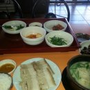 혼자 식사중 부산 장수돼지국밥 이미지
