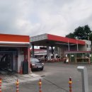 사과나무 충전소와 주유소 이미지