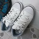 운동화 손세탁 이미지