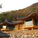 한옥펜션문 이미지