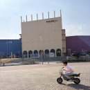 지에스(GS)25 교동광장점 | 속초 여행 피노디아 엑스포타워 광장에서 즐기는 스릴 만점 전동바이크