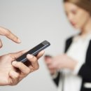 스마트폰 하나면 생활이 편리해 이미지