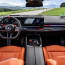 [BMW MANIA 인증딜러] BMW코리아, 강력한 주행성능에 활용성 더한 뉴 M5 투어링 공식 출시 이미지