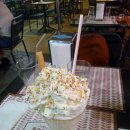 milkshake and fries 이미지