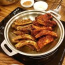 섹돼등갈비 이미지