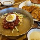 돈까스랑 냉면 이미지