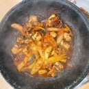 동네참숯뒷고기&산꼼장어 | [김해/부원동] 김해부원역맛집 / 밑반찬부터 메인까지 전부 맛있는 “동네참숯뒷고기&amp;산꼼장어”