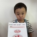 6월 3주 앵두 화채의 앵두를 색칠해요 이미지