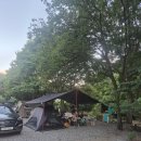 공주소풍관광펜션 | 공주계곡이레캠핑장 추천 — 계곡뷰 사이트와 수영장·BBQ 시설 완비