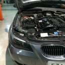 경남(창원,마산,진해,김해)수입차 정비 수리 유로모터스 291-1119 BMW E60 528 엔진오일 누유 수리,엔진룸 연기,BMW 오일소모 수리 이미지