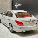 현대화이트 이미지