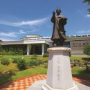 정지용 동상 이미지