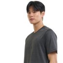 언더아머 이미지