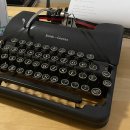 Smith-Corona Typewriter. 이미지