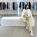 NUNC 롯데월드몰 팝업스토어, 앤유앤씨 데님 버뮤다팬츠&amp; 화이트 플레어스커트 코디