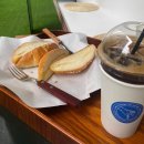 비아 살라리아 아시아드점 | 부산연제구 조용한분위기가좋은 소금빵맛집 비아살라리아아시아드점