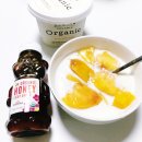 햇사레목장 | 10월 할인코드 추천상품 곰돌이꿀 본마망 라즈베리잼 + 상하목장 요거트 + 황도 복숭아 섞으면 꿀맛 조합