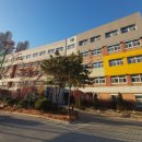 금나래초등학교 이미지