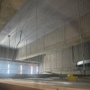 엔에스코리아 | [울산 북항 KET] 대형 회의실 완벽 세팅! 엡손 고광량 프로젝터 &amp; 200인치 전동 매립 스크린 시공 후기