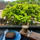 제스트PC Food&Cafe | 발리 우붓 카페 | 써니 커피·우붓 커피 로스터리·자바라노 커피 (노트북·휴식)