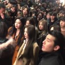 현재 강남역 레드벨벳 출몰.jpgif 이미지