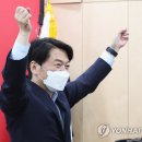 현근택 &#34;이준석 팽 당할것&#34; vs 김근식 &#34;희망사항일 뿐&#34; 이미지