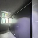 대윤개발 | 의왕시(의왕) 큐비클 시크한 진회색의 미학! 의왕시 오피스 화장실 리모델링 및 3D 맞춤 설계 시공 후기