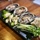 전복파는 청년 이미지