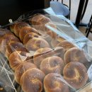 블루썬데이 | 부산베이글맛집 올선데이 광안점 내돈내산 후기 - 소금베이글, 아메리카노 블루 2천원🙂