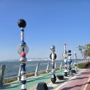 강과바다의 탑 이미지