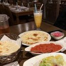 도씨에빛 1 앞 | 강남역 분위기 맛집 가볼만한곳 비바인디아 인도 커리 강남역 데이트 코스