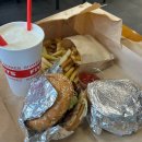 주류성빌딩, 파이브가이즈 강남 | &lt;내돈내산&gt; 강남역 맛집 파이브가이즈 주문 꿀팁 및 메뉴 추천