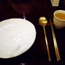 용수산 소반
