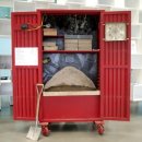 코끼리들이 웃는다 이미지