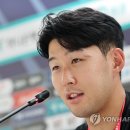 Captain Son Heung-min willing to risk health for fans 손흥민 주장 팬들을 위해 건강감수 이미지