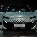 라이팅코리아 | [실차 후기] 르노 '필랑트' 디자인 미쳤다! 디테일 뜯어보기 (라이팅 그릴/앰비언트/2열 공간)