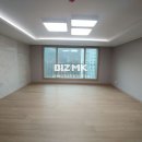 황금빛공인중개사사무소 이미지