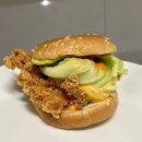 맘스터치 단백질 많은 골든 맥앤치즈 치킨버거 세트, 사이드 간장 마늘 떡강정 먹은 후기