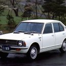 수업시간에 언급됬던 1970년대 일본 토요타 코롤라(Toyota Corolla)사진 입니다. 이미지