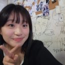 Girl PC방 | 계단 아래 햇살 뒤에서 던진 장난이 마음 속에 스며들어