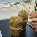 일련로스터스 | [연남동 카페] 일련로스터스 초록페너 후기 | 말차+커피 시그니처 메뉴 추천