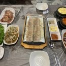 명품웃거리왕족발 이미지