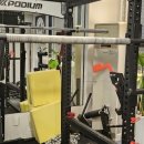 스트렝스 팩토리 이미지