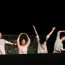 극단 현장 이미지