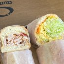 퀴즈노스 충남내포신도시점 이미지