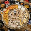 함고집솥뚜껑김치삼겹살 이미지